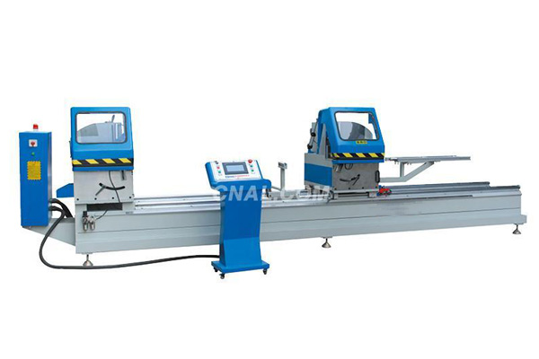 断桥铝门窗机器